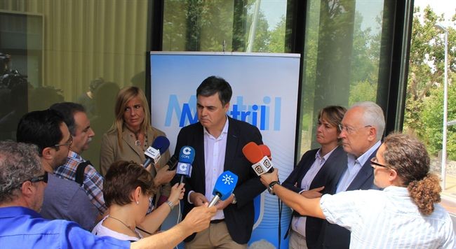 Carlos Rojas (PP) asegura que el Plan Director de Puertos de la Junta de Andalucía es un "candado" y un "corsé" al crecimiento de Andalucía
