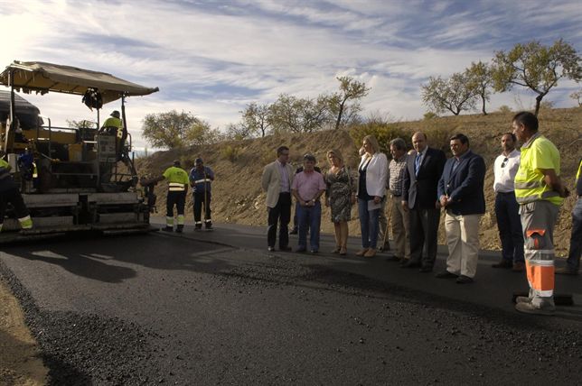 Diputación avanza en las obras de la carretera GR-5202 entre Murtas y Turón con una inversión de 794.000 euros