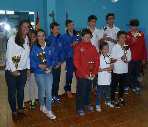 Paola Reina Ortiz 8ª en la clasificación final en el III Campeonato Provincial de Vela