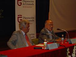 &quot;Hace falta un esfuerzo para innovar en la política&quot; ha manifestado Santiago Carrillo en Almuñécar