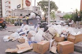 Más de 150 toneladas de basura en las calles de Almuñécar
